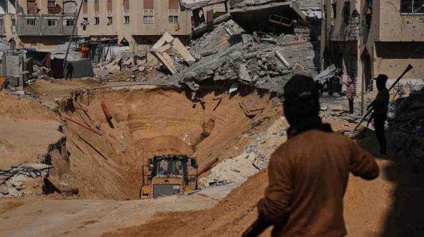 Fragile Gaza Ceasefire: Body Swap Proceeds Amid Stalemate Over Aid and Access