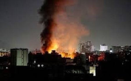 Saudi Airstrike Hits Mukalla Port Over Alleged UAE Arms Shipment to Yemen