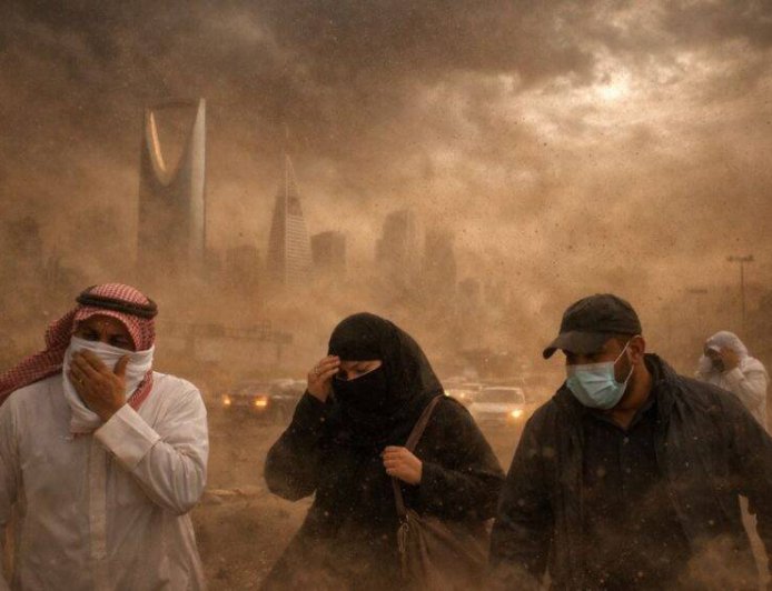 Saudi Arabia Sandstorm Alert: Red and Orange Warnings Issued Across Kingdom Until February 28