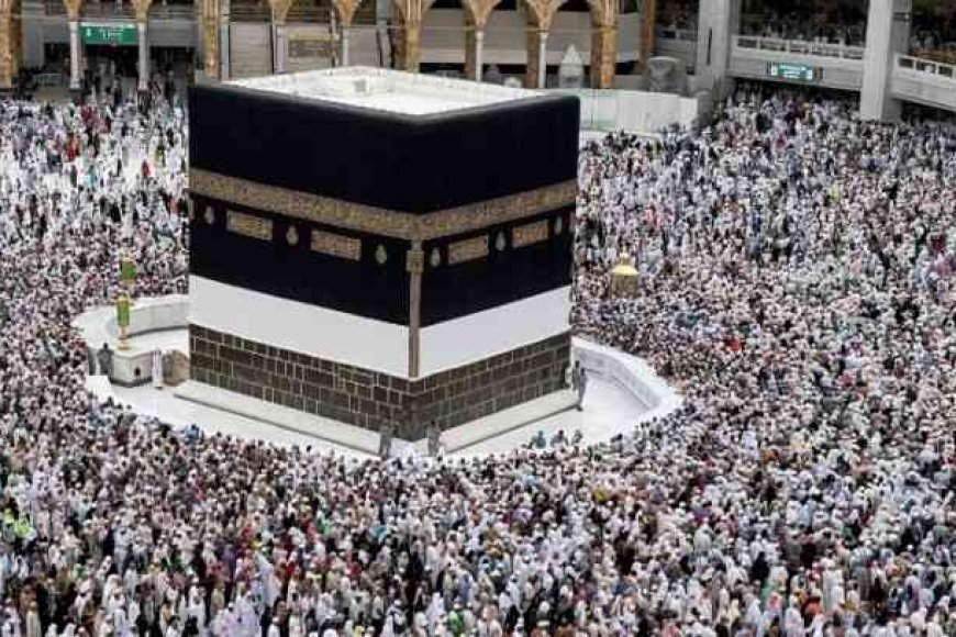 Saudi Arabia Enforces Strict Action as 1,800 Foreign Umrah Agencies Lose Contracts