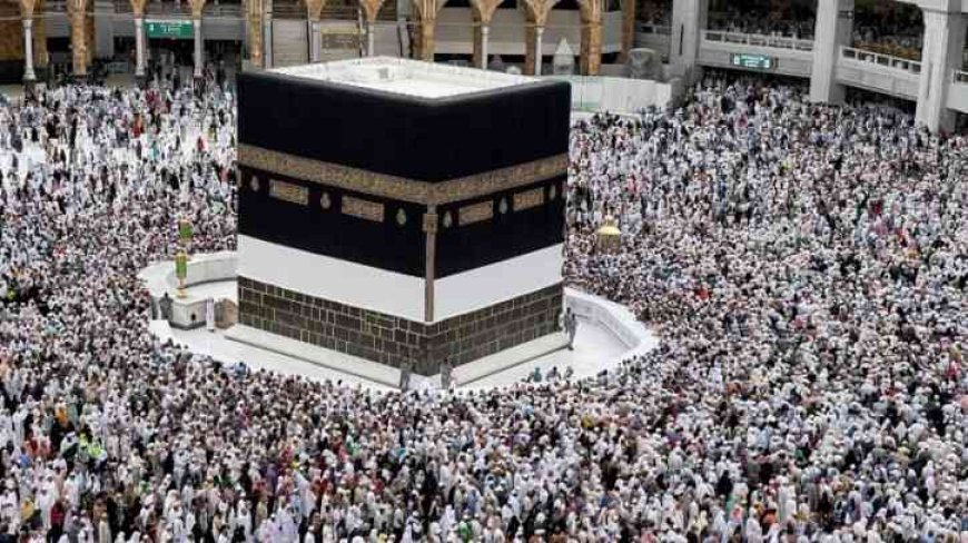 Saudi Arabia Enforces Strict Action as 1,800 Foreign Umrah Agencies Lose Contracts