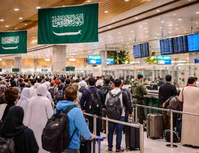 Big Support Move: Saudi Arabia Rolls Out Dedicated 992 Helpline for Visa Queries Amid Deadline Rush