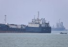 Iran: Hormuz Stays Shut Until US Meets Demands