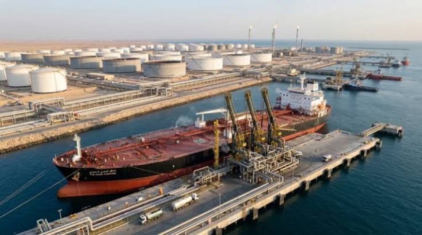 Aramco Reroutes Oil Cargoes Amid Houthi Shipping Threat