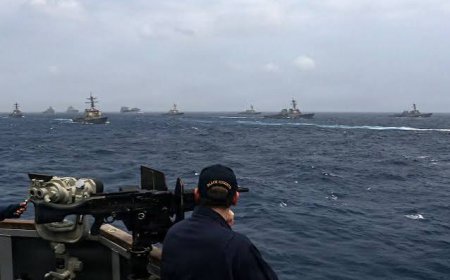 US-Iran Clashes Reignite Over Strait of Hormuz Crisis