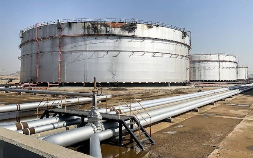 Aramco's Big Oil Discount Signals OPEC+ Tension